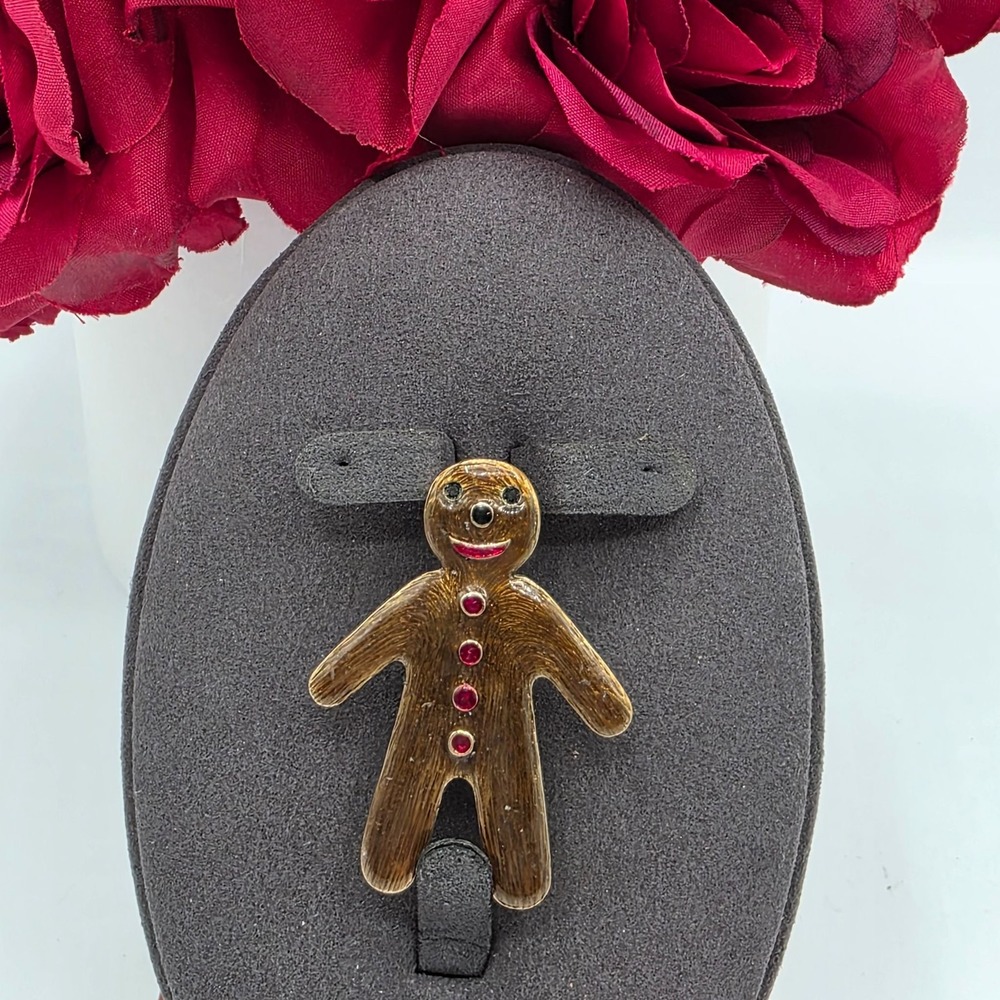B&W Gingerbread Man Brooch Red Gem Accents Enamel Pin Festive Holiday‎ Jewelry